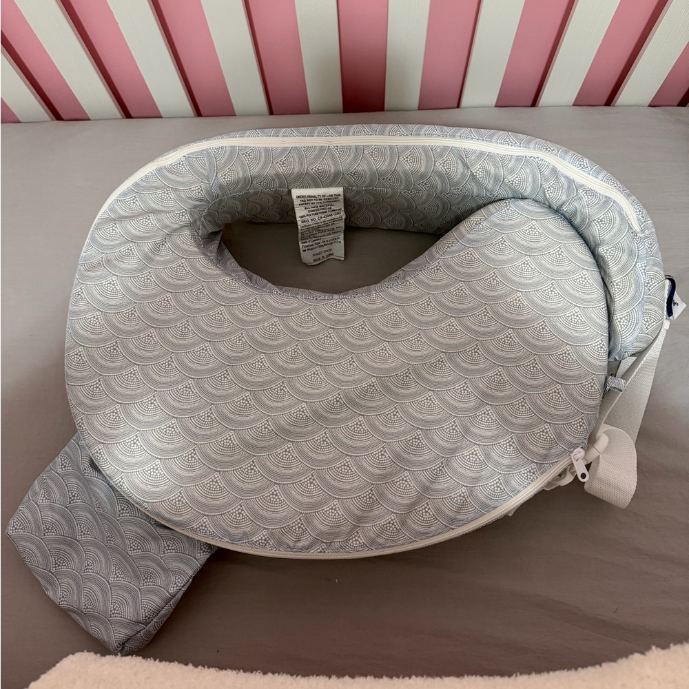 My Brest Friend Deluxe Nursing Pillow
